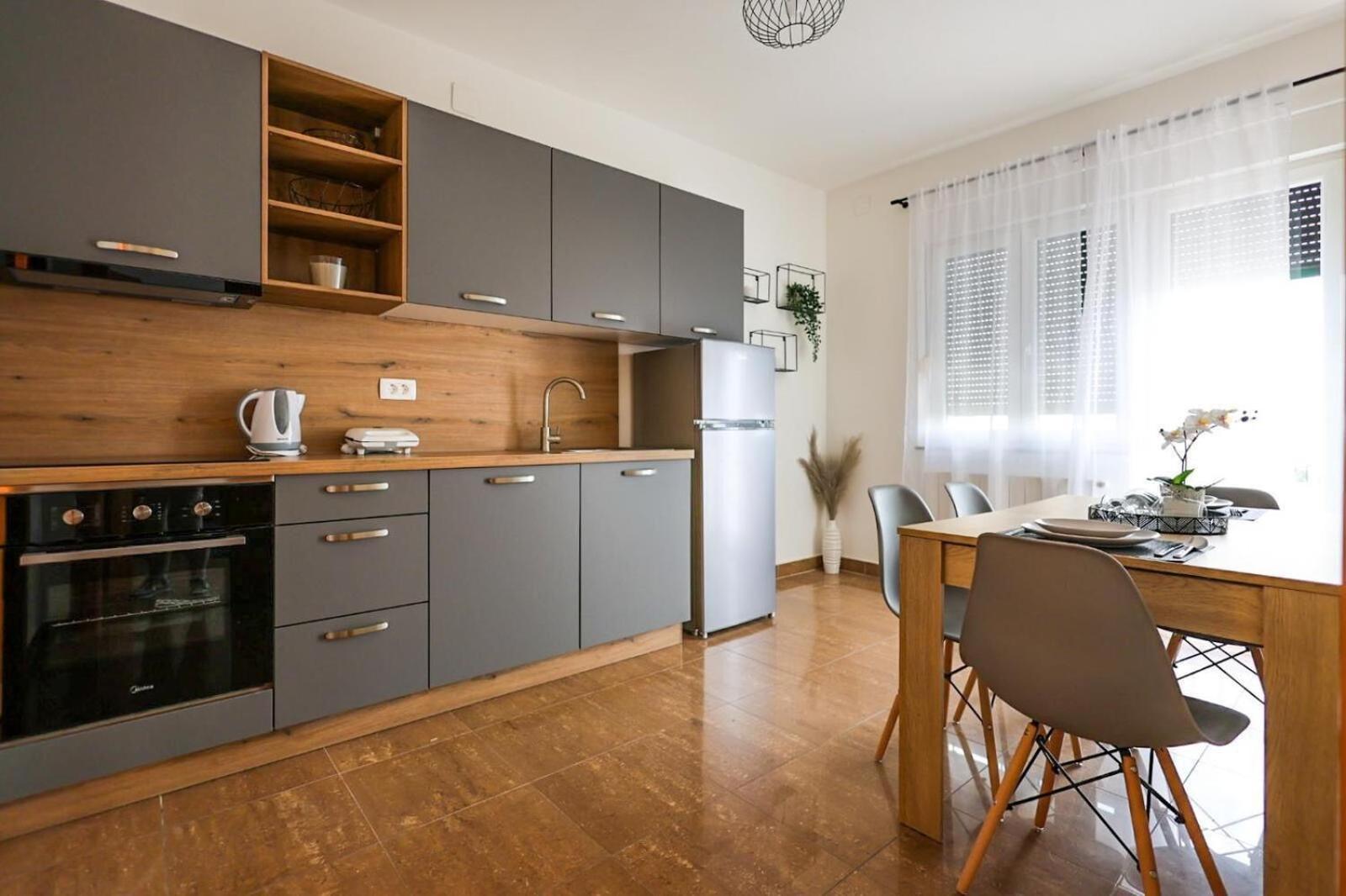 Apartments Jasna ツリクヴェニツァ エクステリア 写真